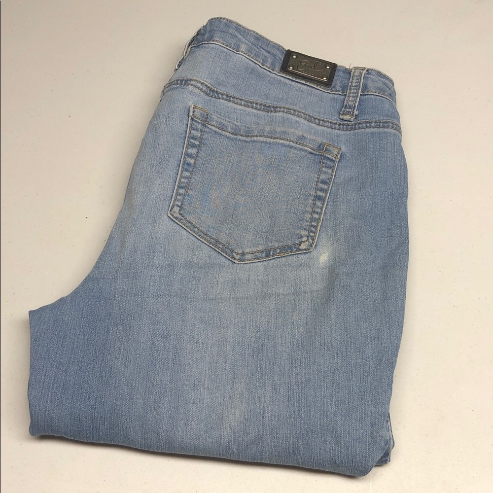 EARL ANKLE SKINNY JEANS 12/31x26 ⭐️